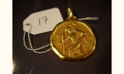 null Médaille Augis St Christophe en or jaune.
Poids : 4.40g