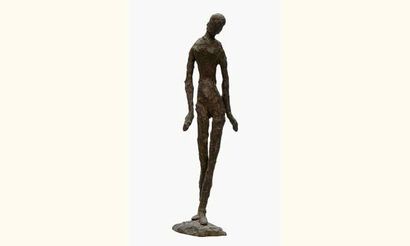 null Ferdinand PARPAN (1902-2004)
Femme debout marchant
Épreuve en bronze, fonte...