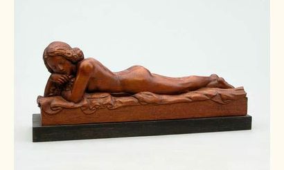 null Ferdinand PARPAN (1902-2004)
Femme allongée endormie
Sculpture, taille directe...