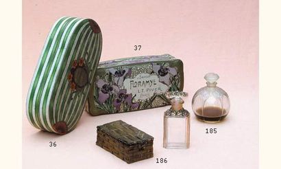 null L.T. Piver - « Floramye » - (1905)
Elégante boîte à savons parfumés en carton...