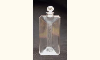 null A. Bertelli - « Eva » - (1926)
Très rare et exceptionnel flacon en verre incolore...
