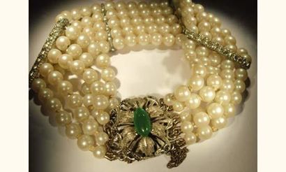 Bracelet cinq rangs de perles d'imitation,...