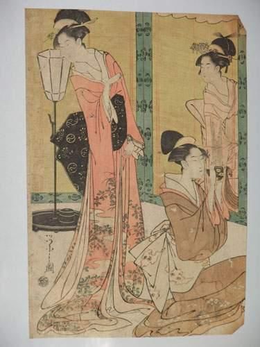 null JAPON
Estampe d'Eishi, trois jeunes femmes près d'un rideau. Vers 1790.