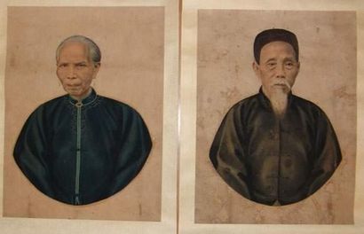 null T'SING (XIXe siècle)
Deux peintures sur papier représentant un couple en buste.
H...