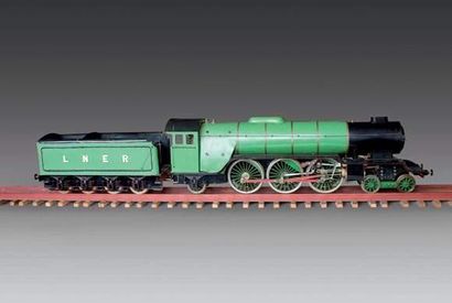 Maquette au 1/16 d'une locomotive type vapeur...