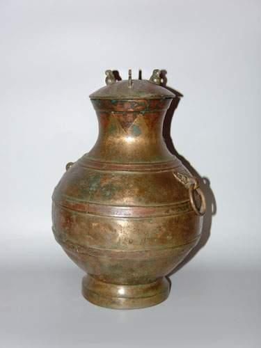 HAN (206 av. J.C. - 220 ap. J.C.)
Vase «...