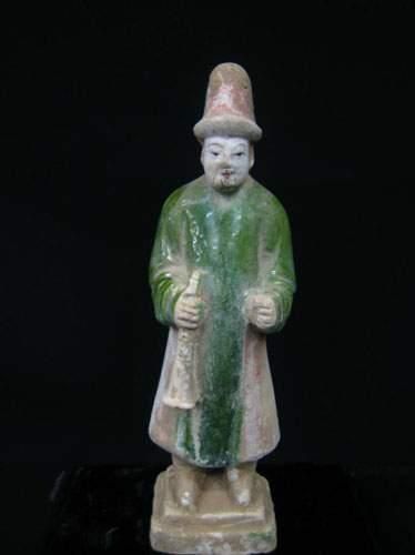 MING (1368 - 1643 ap. J.C.)
Joueur de trompette.
En...