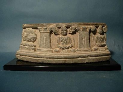 null ART GRECO-BOUDDHIQUE DU GANDHARA (Ier - Vème siècle ap. J.C.)
Frise en schiste...