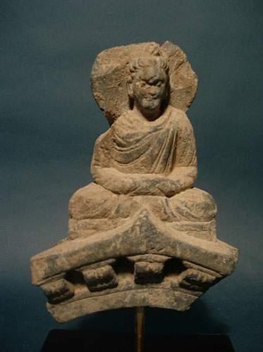 null ART GRECO-BOUDDHIQUE DU GANDHARA (Ier - Vème siècle ap. J.C.)
Fragment : Bouddha...