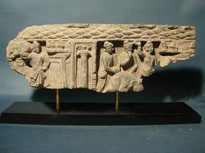 null ART GRECO-BOUDDHIQUE DU GANDHARA (Ier - Vème siècle ap. J.C.)
Bas-relief fragmentaire :...