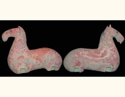 null HAN (206 av. J.C.- 220 ap. J.C.)
Deux chevaux sans leurs jambes en bois.
En...