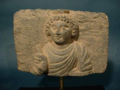 null ART GRECO-BOUDDHIQUE DU GANDHARA (Ier - Vème siècle ap. J.C.)
Plaque métope...