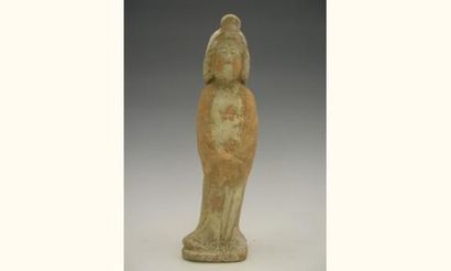 null TANG (618 - 907 ap. J.C.)
Fat Lady debout, et aux mains jointes.
En terre cuite...
