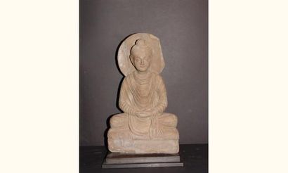 null ART GRECO-BOUDDHIQUE DU GANDHARA (Ier - Vème siècle ap. J.C.)
Bouddha assis...
