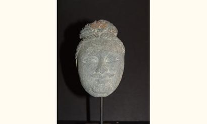 null ART GRECO-BOUDDHIQUE DU GANDHARA (Ier - Vème siècle ap. J.C.)
Masque de Bodhisattva...
