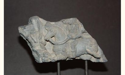 null ART GRECO-BOUDDHIQUE DU GANDHARA (Ier - Vème siècle ap. J.C.)
Fragment d'un...