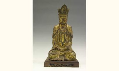 null MING (1368 - 1643 ap. J.C.)
Bodhisattva assis en lotus, méditant les yeux mi-clos...