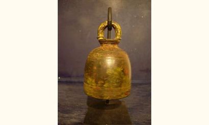 null BIRMANIE - LAOS
Cloche de pagode en bronze. Birmanie début 20e siècle.
H : 11...