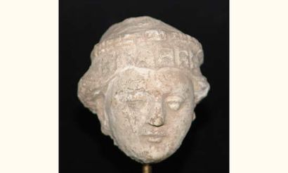null ART GRECO-BOUDDHIQUE DU GANDHARA (Ier - Vème siècle ap. J.C.)
Tête de la reine...