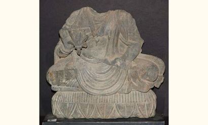 null ART GRECO-BOUDDHIQUE DU GANDHARA (Ier et Veme ap. J.C.)
Bodhisattva Padmapani...