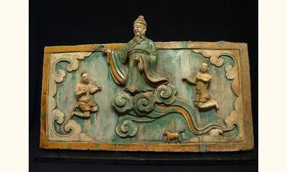 null MING (1368-1643 ap. J.C.)
Plaque votive représentant un dieu taoïste avec deux...