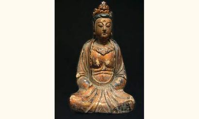 null MING (1368-1643 ap. J.C.)
Kwan-In assise en méditation dans une expression sereine,...