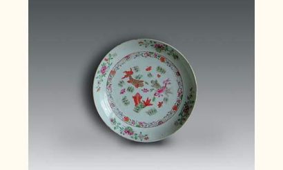null T'SING (XVIIIe siècle)
Cinq assiettes en porcelaine. Compagnie des Indes.
(...