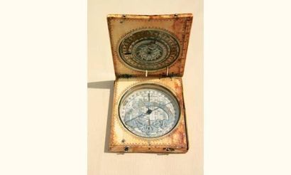 null Cadran solaire en ivoire, diptyque par SENECAL (c. 1660). Dieppe, cadran solaire...
