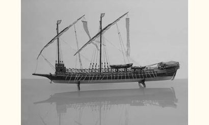 null Maquette de la galère amirale LA RÉALE. 52 rames, deux canots sur le pont. Coque...