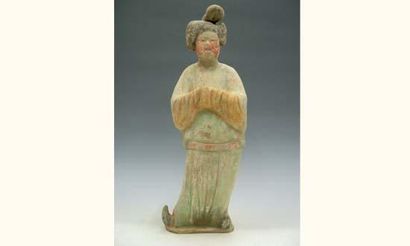 null TANG (618 - 907 ap. J.C.)
" Fat lady ", les mains jointes et la coiffe en chignon,...