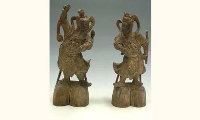 null MING (1368-1643 ap. J. C)
Paire de guerriers gardien de temple, debout, en armure...
