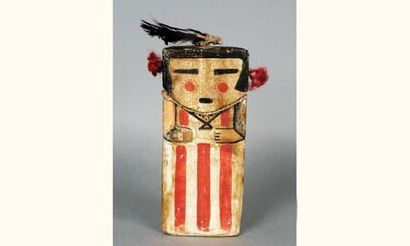 null Flat Doll représentant une Mana. 
Hopi, Arizona, U.S.A.
	
Bois de peuplier américain...