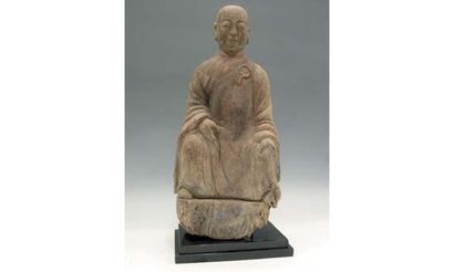 null YUAN (1279-1368 ap. J. C)
Lo Han assis, le visage serein ; en bois sculpté à...