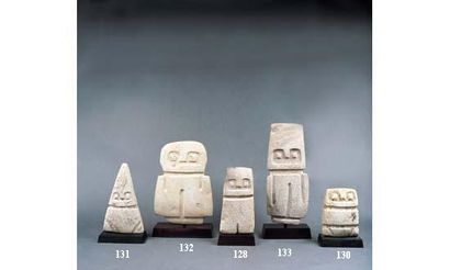 null EQUATEUR 

Culture Valdivia 3500-2000 av. JC.

Idole Valdivia de forme classique...
