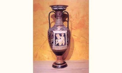 null Vase 

Amphore Apulie 

IVe siècle av. J.C.
H. : 58.