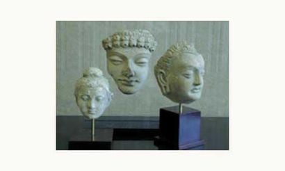 null ART GRECO-BOUDDHIQUE DU GANDHARA Masque de Bodhisattva en stuc. 

H : 15 cm


3...