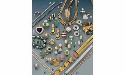 null 1.BAGUE RUBIS et diamants, en or (12/16000)
2.BRACELET diamants, saphirs, rubis...