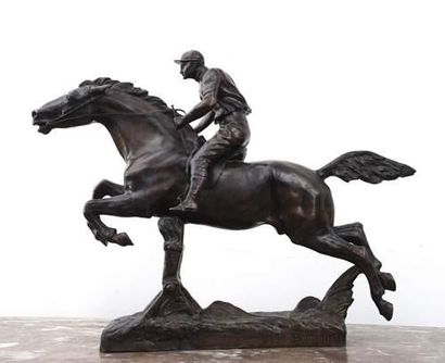 null École MODERNE
Jockey sur son cheval au galop
Épreuve en bronze.
Marqué sur le...