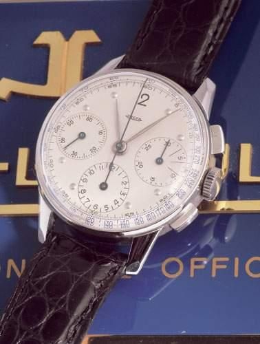 null JAEGER (Chronographe), vers 1940
Exceptionnel chronographe 3 compteurs en acier...