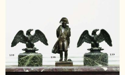 null Statuette en bronze patiné “L'Empereur Napoléon”.
SUSSE frères éditeur.
Haut....