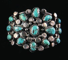 null Bracelet de femme - Zuni Argent et turquoise Bracelet en argent serti de petits...