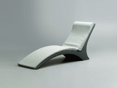 Bieke Hoet Prototype Chaise longue «Isomo L» en polystyrène massif recouvert en surface...