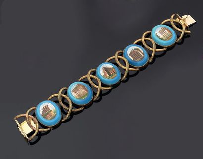 null Bracelet orné de cinq micro-mosaïques ovales à fond turquoise. Elles représentent...