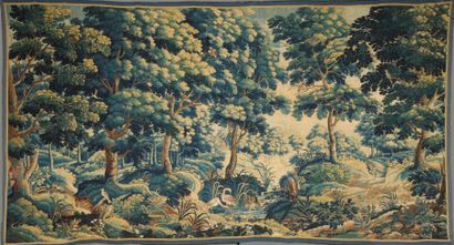 null Tapisserie d'Audenaerde du XVIIIe siècle représentant une verdure animée d'oiseaux...
