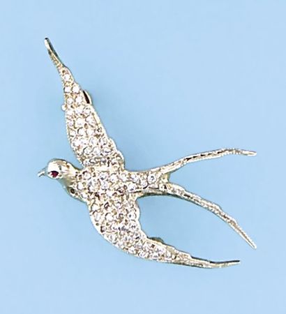  Broche "Oiseau" en vermeil et argent entièrement sertie de diamants, l'oeil orné...
