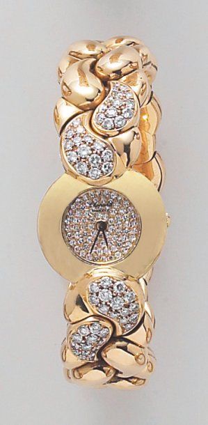 CHOPARD «CASMIR». Bracelet montre de dame en or jaune. Cadran et attaches diamants....