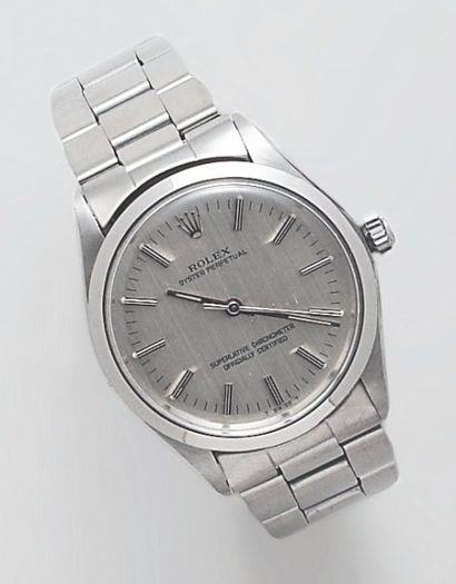 ROLEX «OYSTER PERPETUAL». Bracelet montre en acier. Cadran argent. Trotteuse centrale....