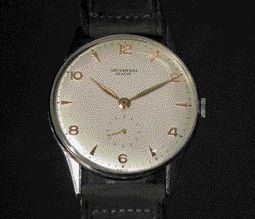 UNIVERSAL GENEVE N°849248 vers 1941. Montre bracelet ronde en acier à grande ouve...