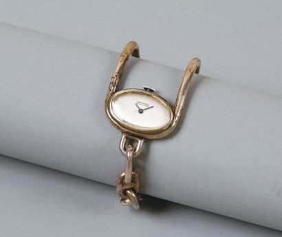 HERMES Paris Bracelet montre pour dame en argent, cadran ovale pris dans une partie...