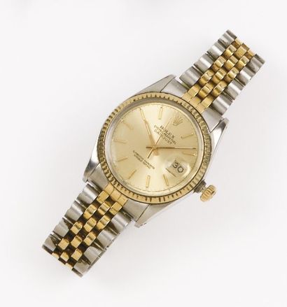 ROLEX «OYSTER PERPETUAL DATE JUST» Bracelet montre en or jaune et acier. Cadran or....